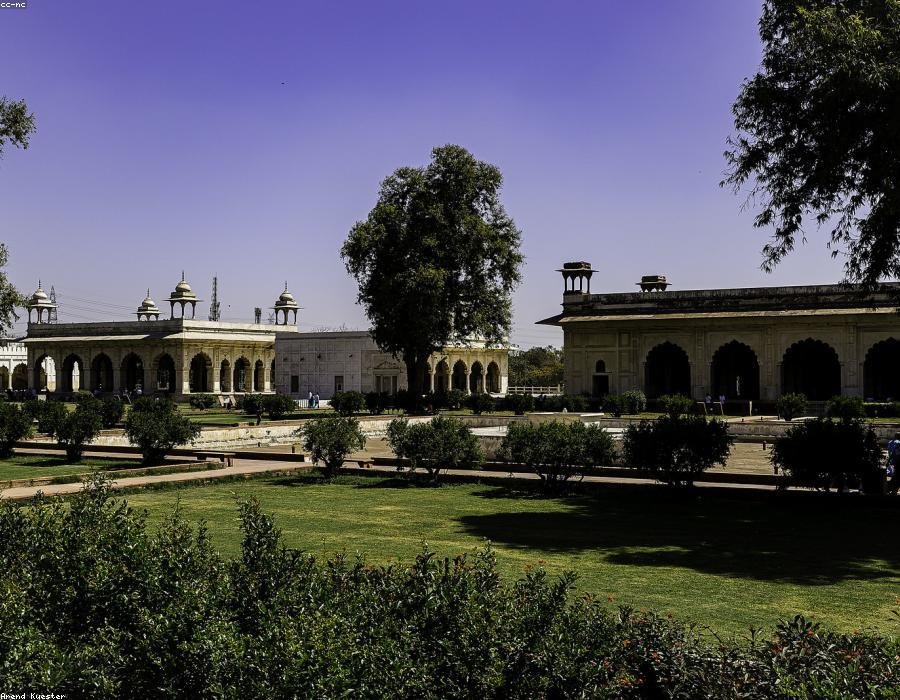 New Delhi architecture — to be replaced with a real photograph